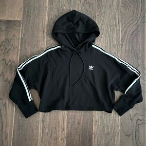 Cute cropped thick sweater